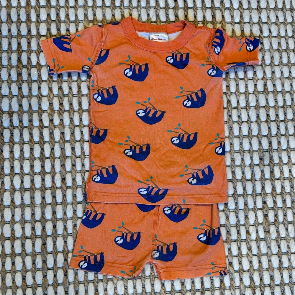 Hanna Andersson 4T “Sloth” Short Sleeve Pajama Set